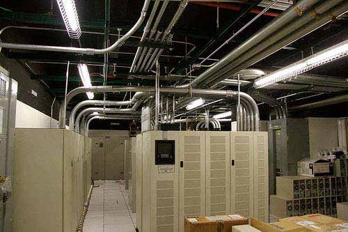 CyrusOne data center floor